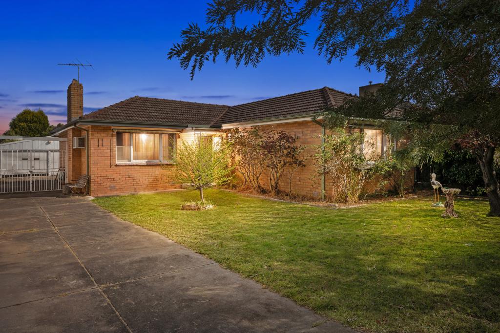 11 Travers St, Thomastown, VIC 3074