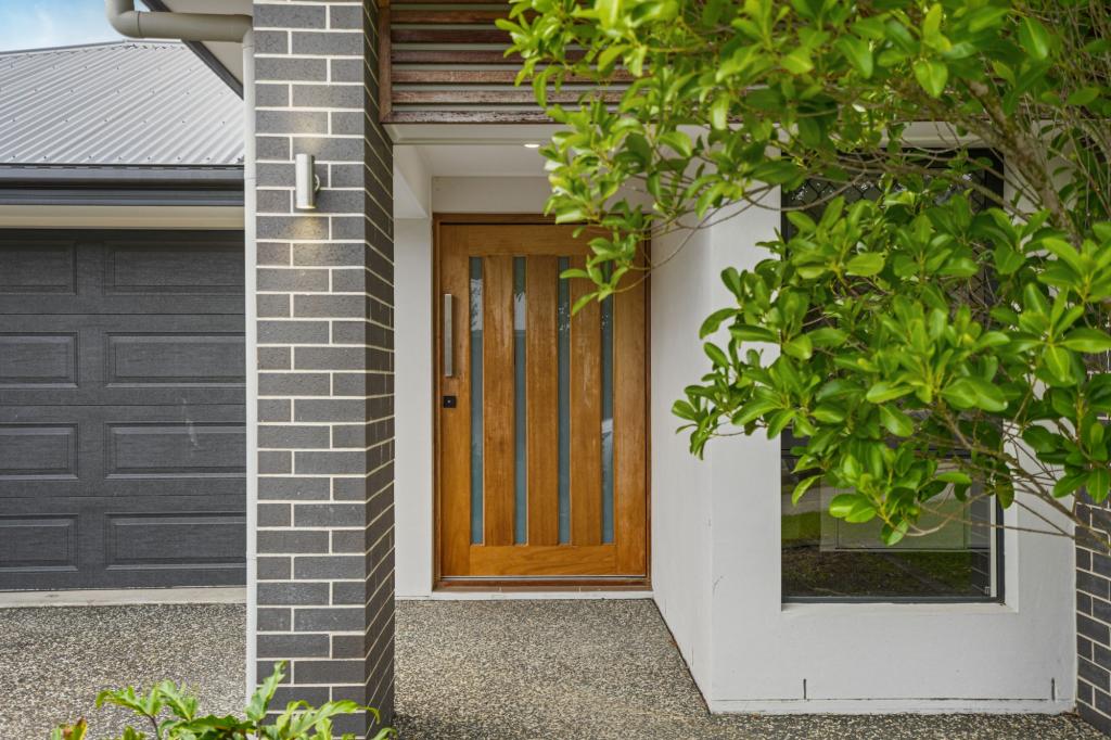 167 WOODLINE DR, SPRING MOUNTAIN, QLD 4300