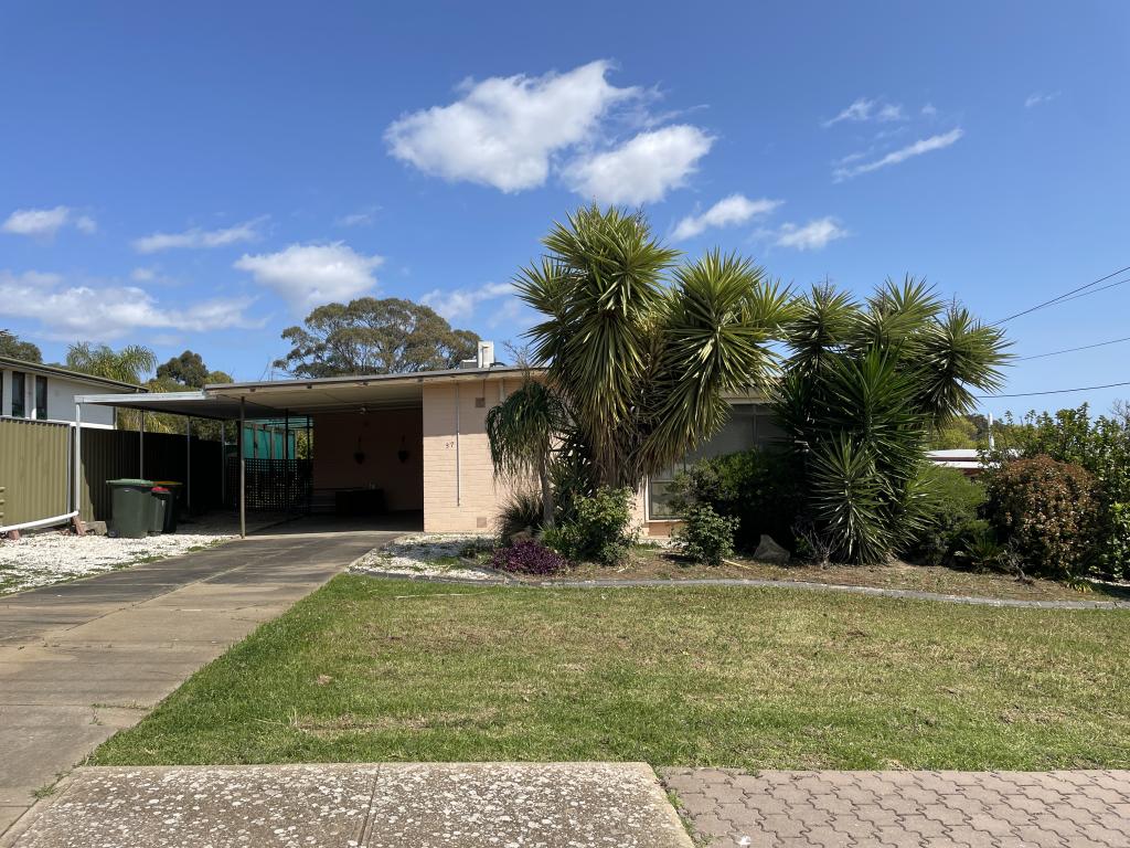 37 Frances Ave, Para Hills, SA 5096