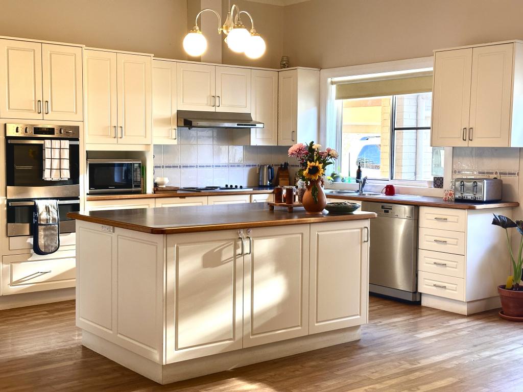 349 Warregal Rd, Tichborne, NSW 2870