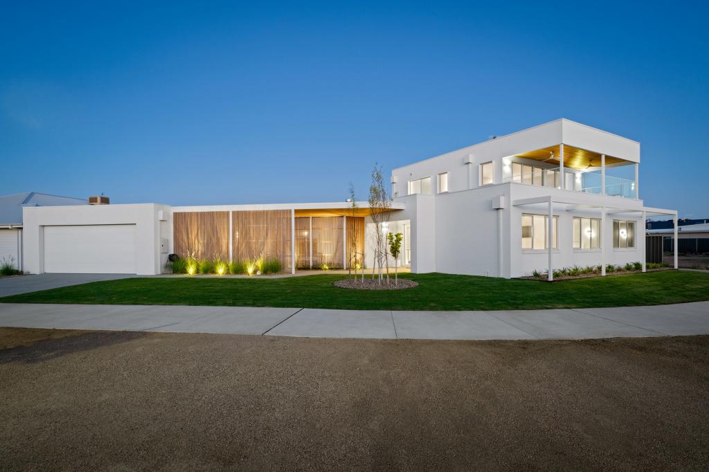 74 Peter Thomson Cct, Yarrawonga, VIC 3730