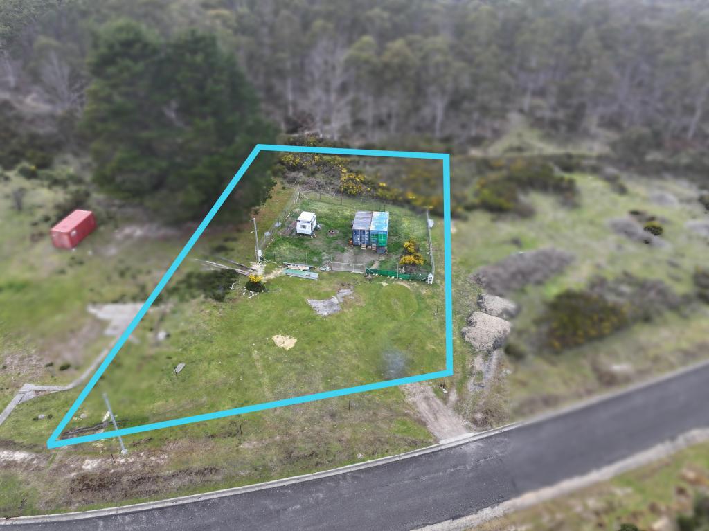 8 LEE ST, ROSSARDEN, TAS 7213