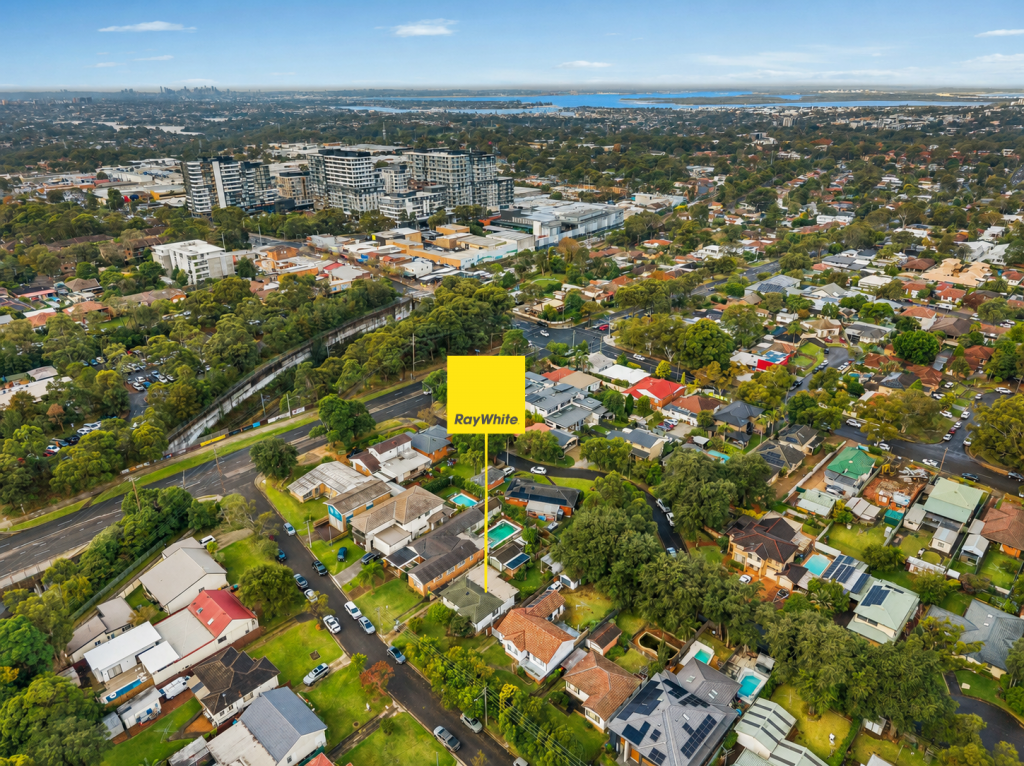 6 Wannyl Rd, Kirrawee, NSW 2232