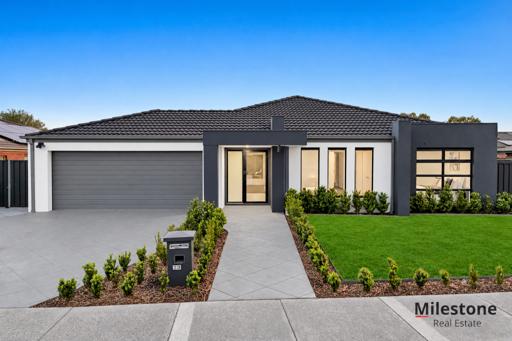 13 Saltbush Ave, Lyndhurst, VIC 3975