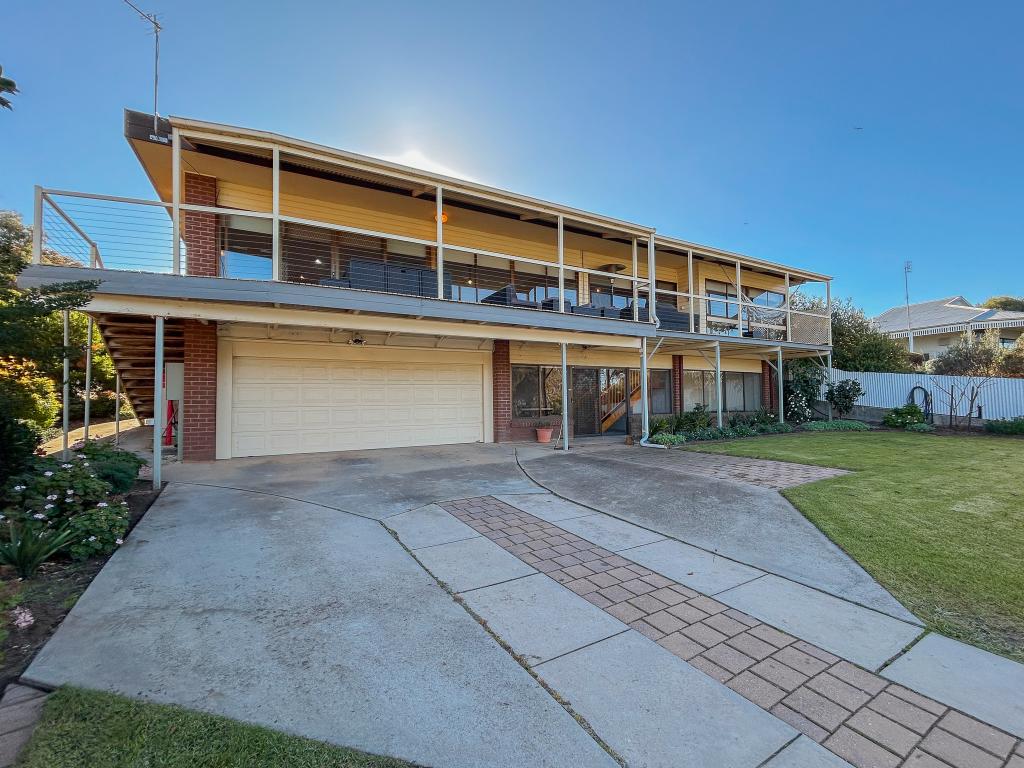 2 Lake View St, Boort, VIC 3537