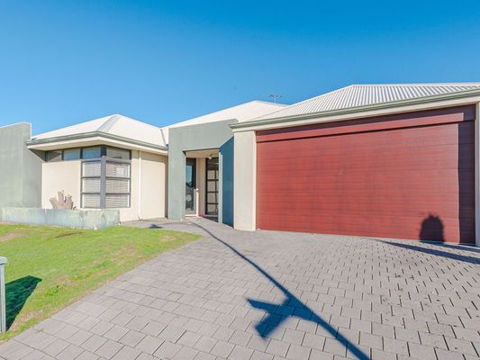 92 Da Vinci Dr, Tapping, WA 6065