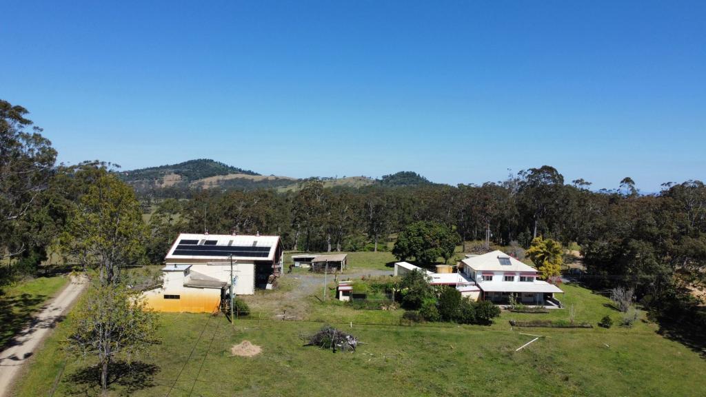 981 Eungella Dam Rd, Crediton, QLD 4757