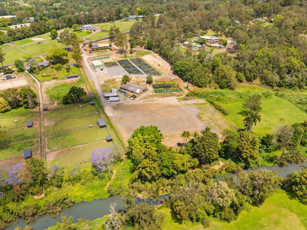 74 Heritage Dr, Clagiraba, QLD 4211