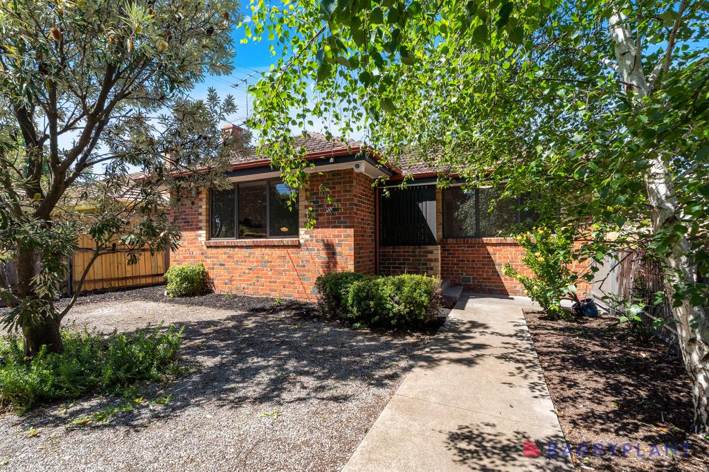 1/111 St Vigeons Rd, Reservoir, VIC 3073