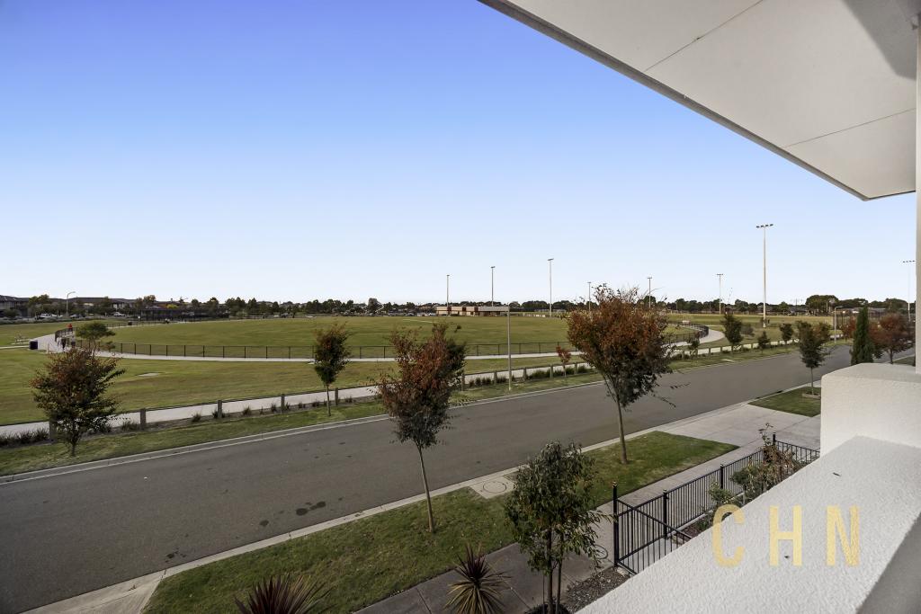 55 Pennsylvania Cres, Point Cook, VIC 3030