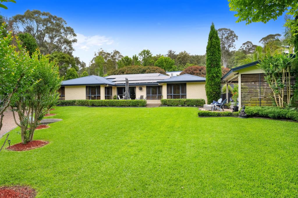 10 LINGA LONGA RD, YARRAMALONG, NSW 2259