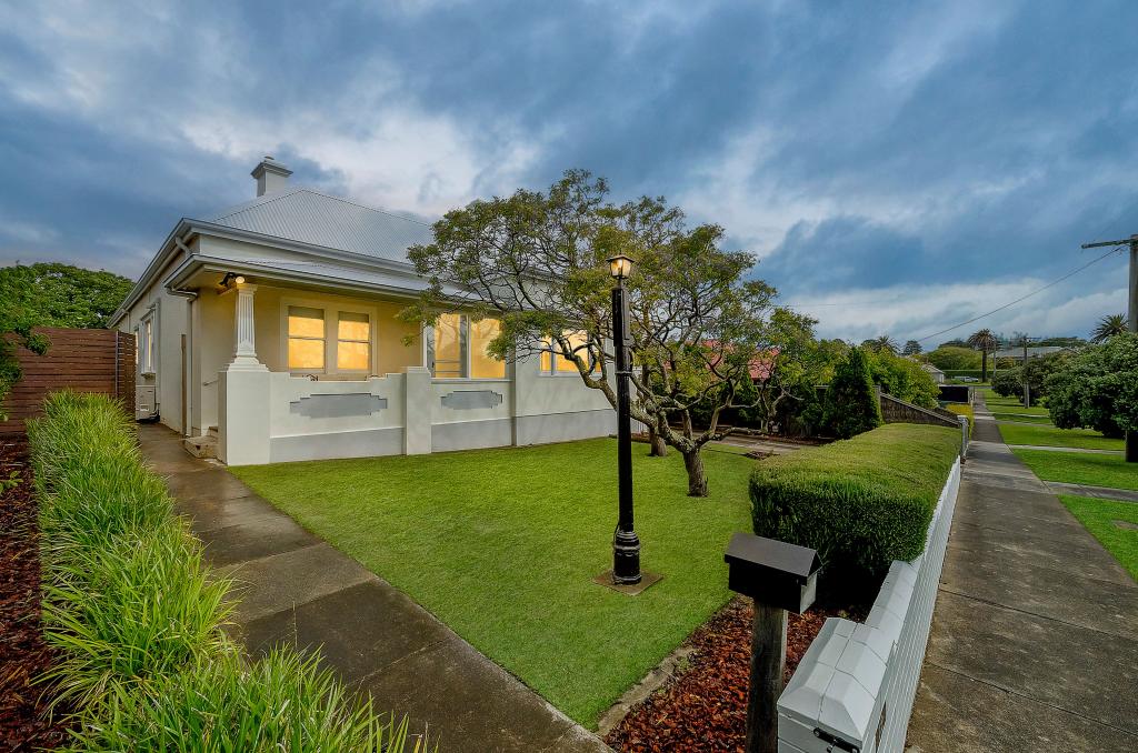 12 REDFORD ST, WARRNAMBOOL, VIC 3280