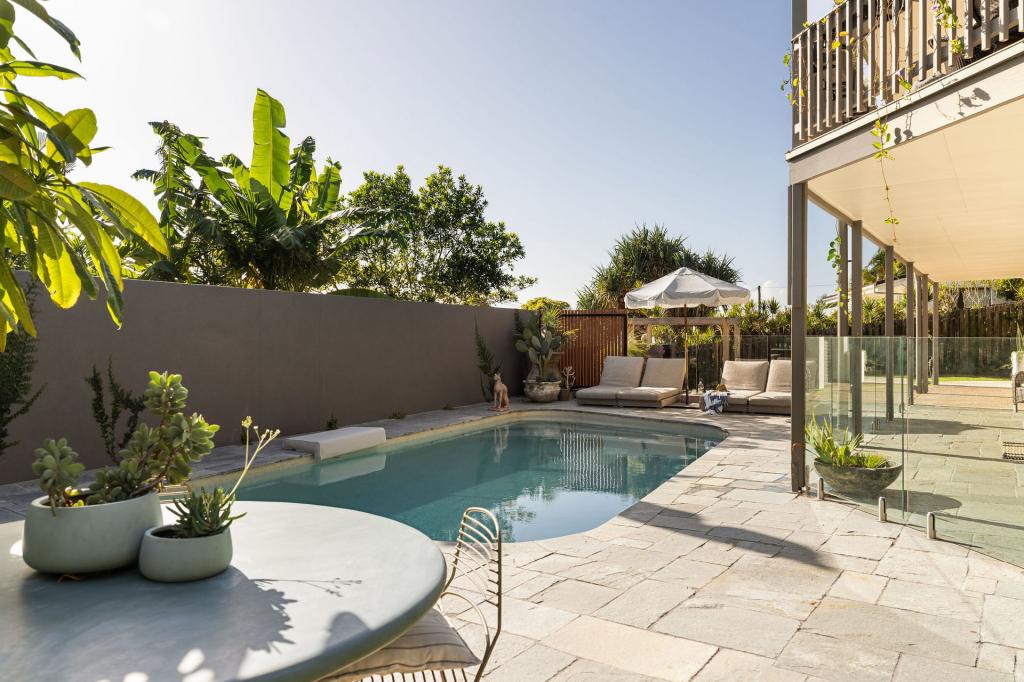 1 Peregian Esp, Peregian Beach, QLD 4573