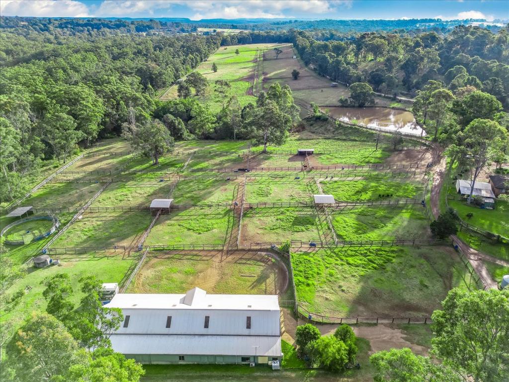 240 AVOCA RD, SILVERDALE, NSW 2752