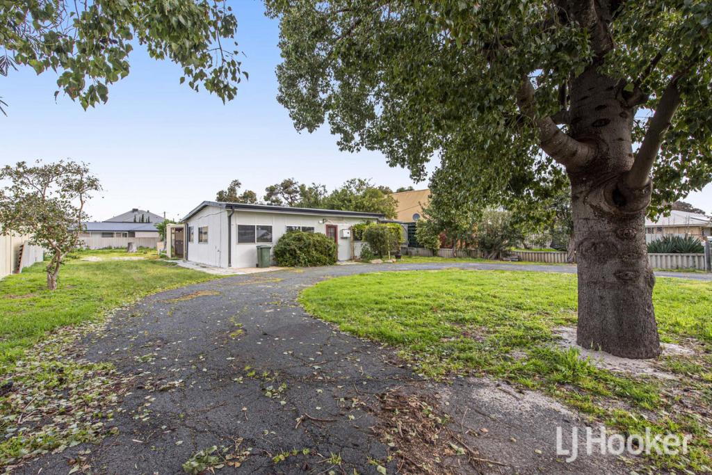 9 Brooking Rd, Coodanup, WA 6210