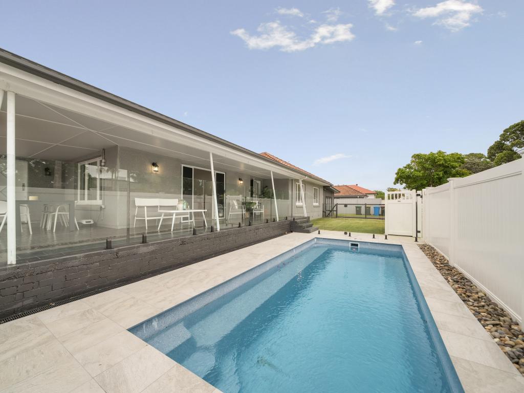 31 Isobel St, Clontarf, QLD 4019