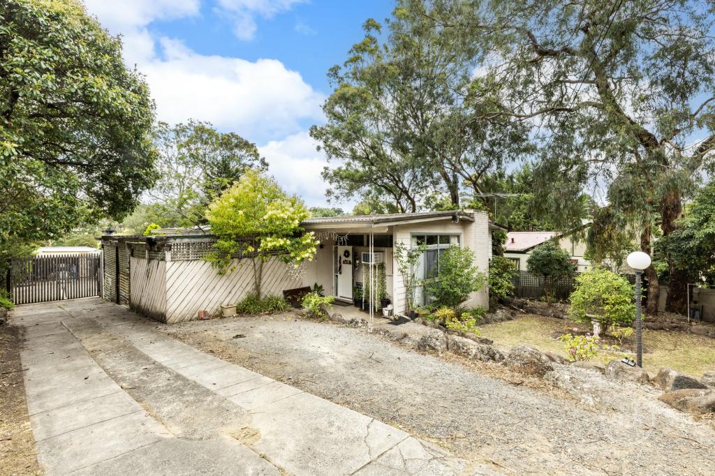 23 LILICUR RD, MONTMORENCY, VIC 3094