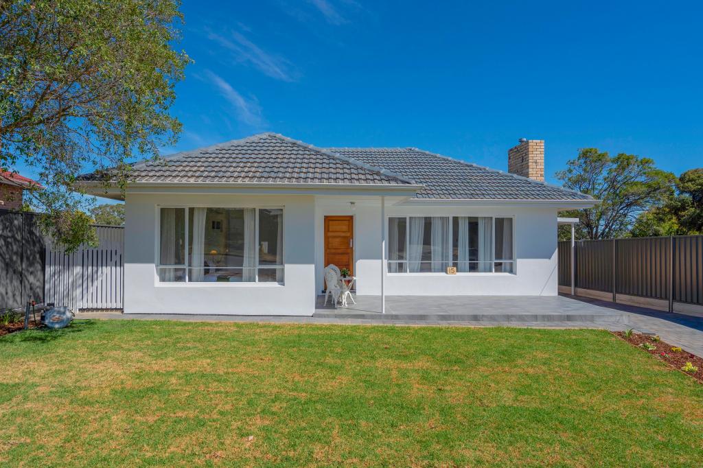 15 MURRAY ST, RIDGEHAVEN, SA 5097