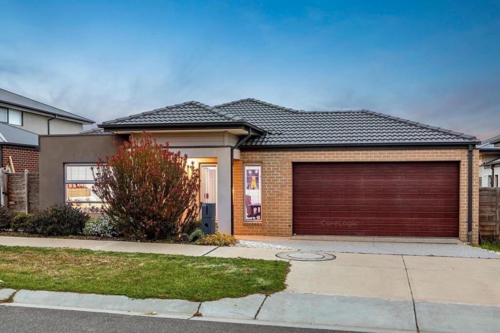 48 Barley Cres, Clyde North, VIC 3978
