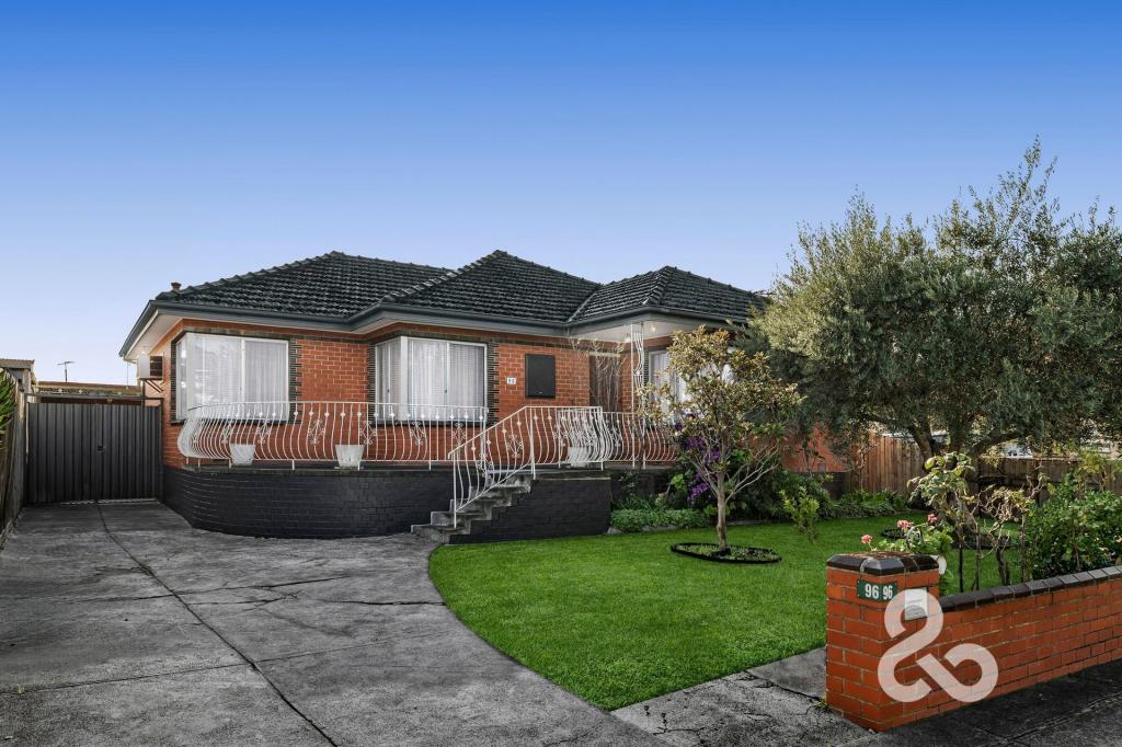 96 MESSMATE ST, LALOR, VIC 3075