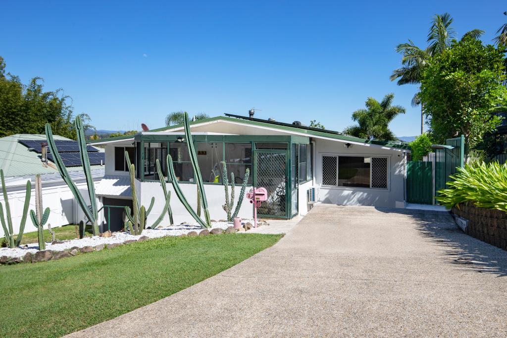 6 WAIROO ST, BURLEIGH HEADS, QLD 4220