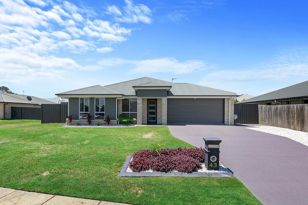 43 Bounty Cct, Eli Waters, QLD 4655