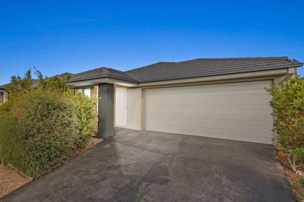 41 ALBANEL ST, ARMSTRONG CREEK, VIC 3217