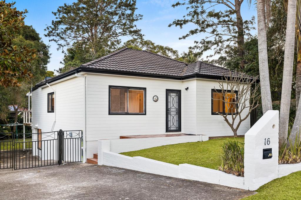 16 Lang St, Woonona, NSW 2517