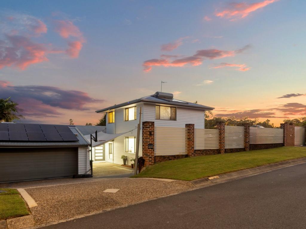 3 Chatswood Ct, Robina, QLD 4226