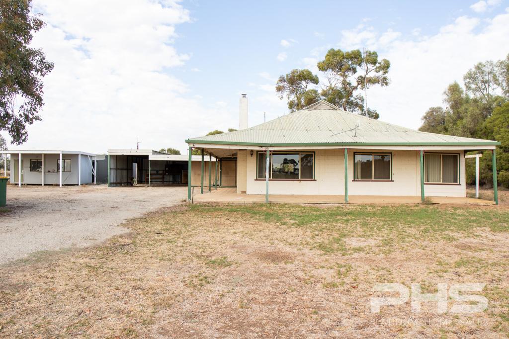 594 Tragowel Rd, Tragowel, VIC 3579