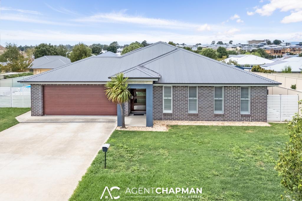 24 CHEVIOT DR, KELSO, NSW 2795