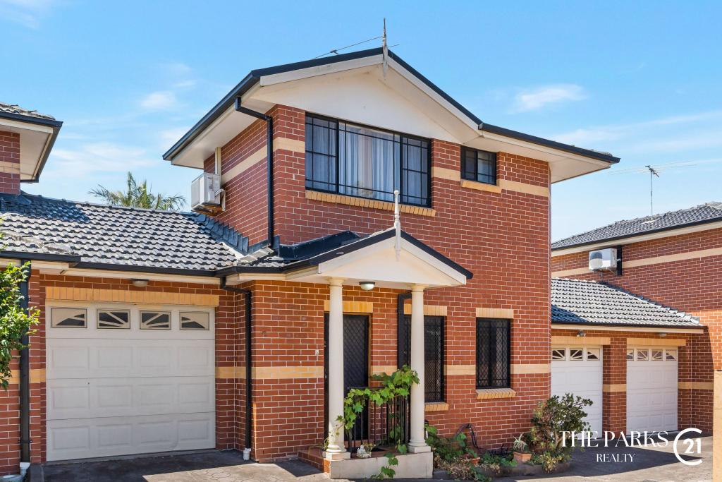 12/10-12 Justin St, Smithfield, NSW 2164