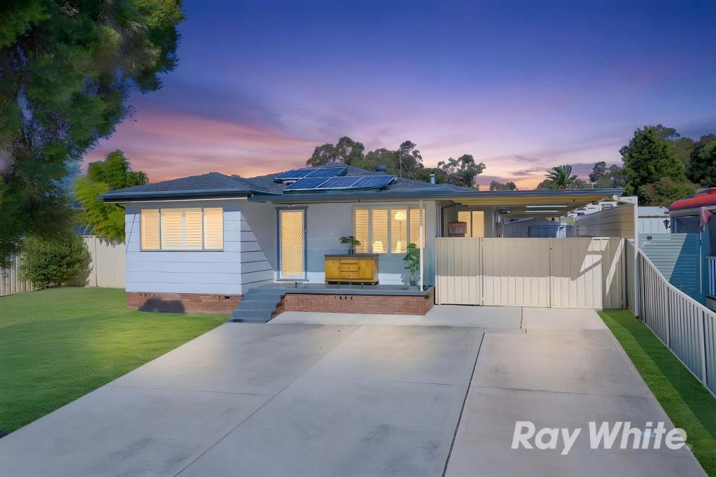 6 Denzil Ave, St Clair, NSW 2759