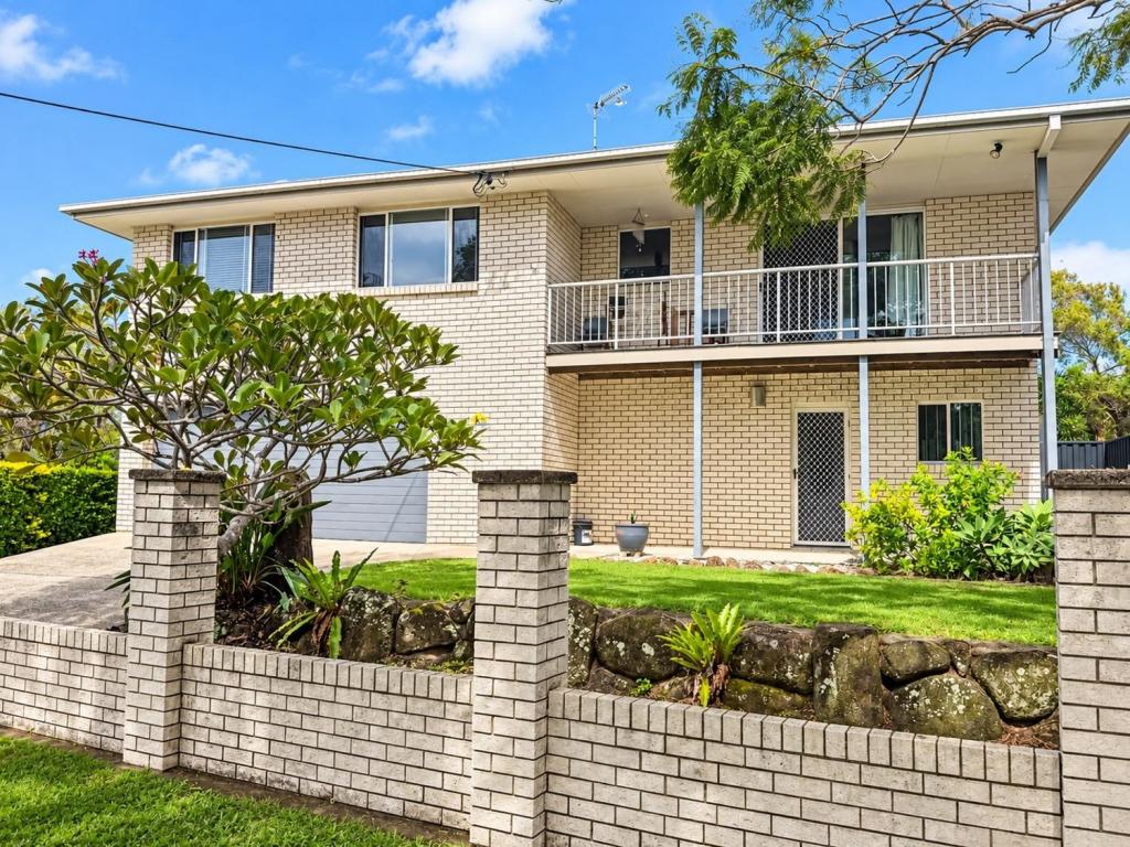 4 LLOYD ST, TWEED HEADS SOUTH, NSW 2486
