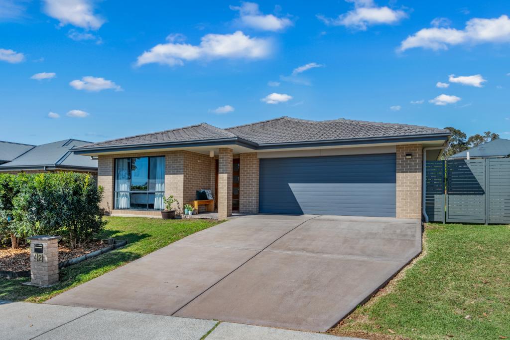 42 RADIANT AVE, BOLWARRA HEIGHTS, NSW 2320