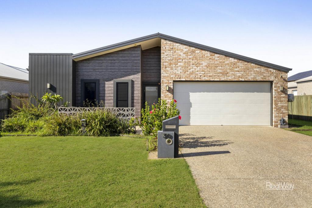 30 Lourdes St, Middle Ridge, QLD 4350
