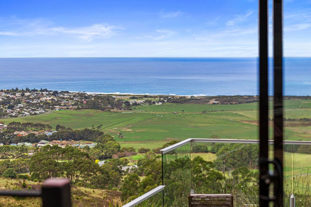 295 Montrose Ave, Apollo Bay, VIC 3233