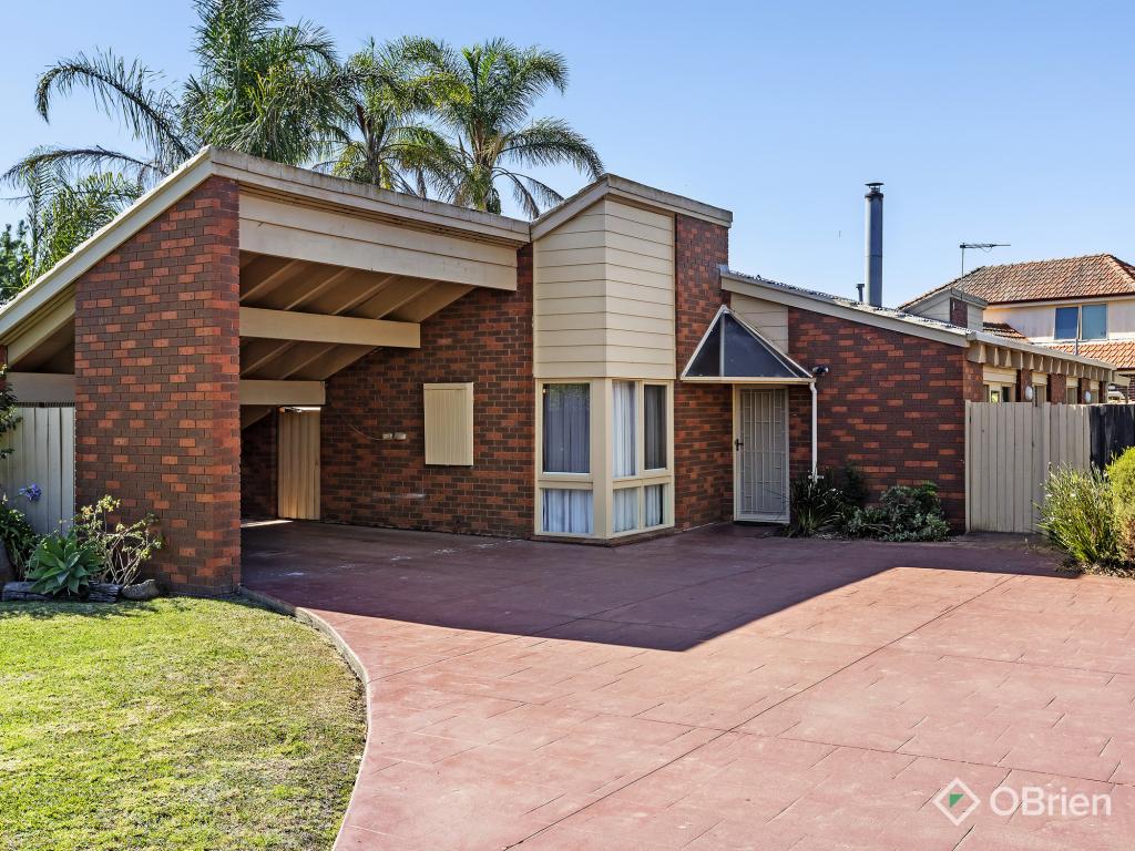 14 GRIMES AVE, TAYLORS LAKES, VIC 3038