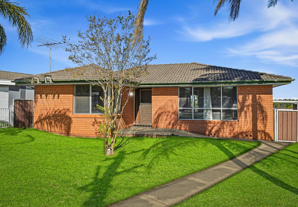 2 HERSHON ST, ST MARYS, NSW 2760