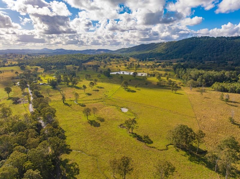 769 Neusavale Rd, Neusa Vale, QLD 4570