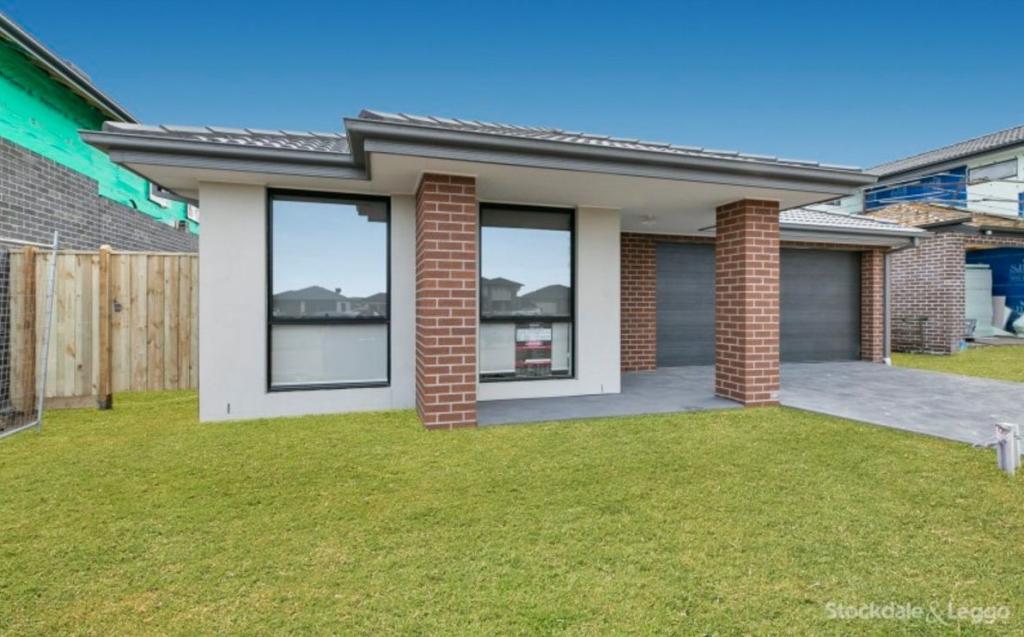 43 Tamarind Rd, Cranbourne North, VIC 3977