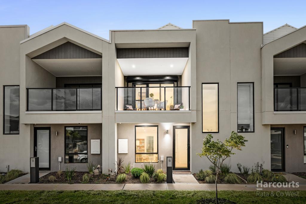 13 AMAZING BVD, FRASER RISE, VIC 3336