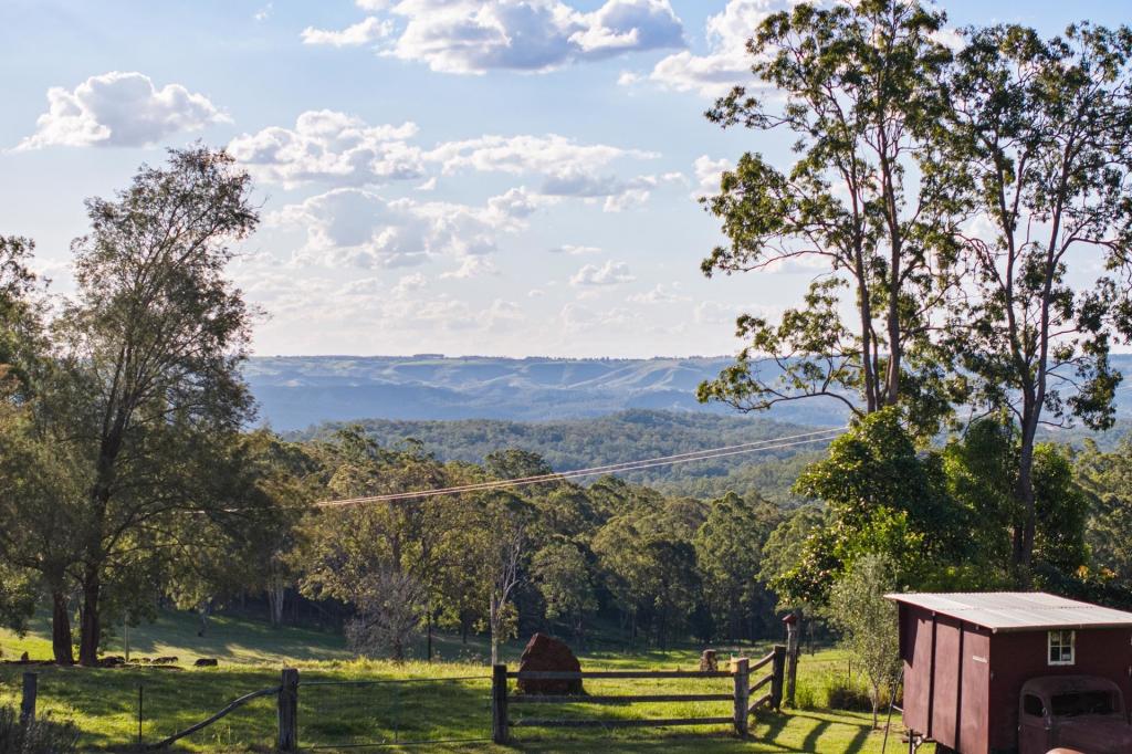 98 King Rd, Mount Binga, QLD 4306