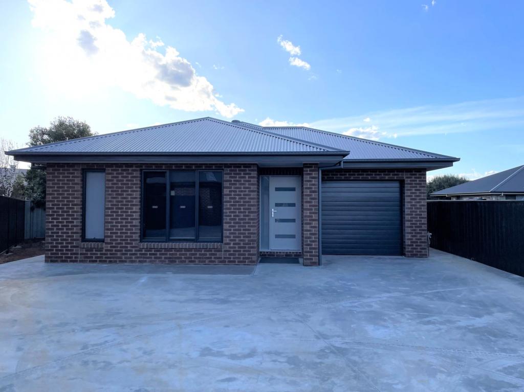 3/4 Capello Close, Griffith, NSW 2680