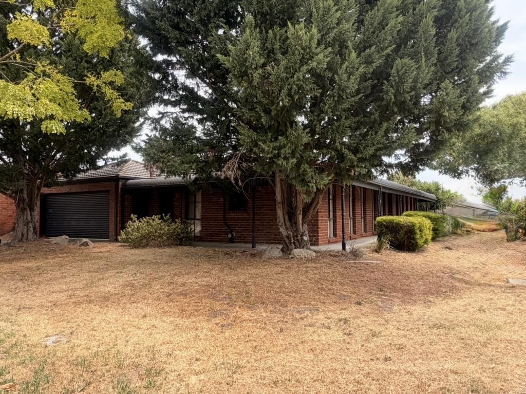 1 Geoffrey Ct, Narre Warren, VIC 3805