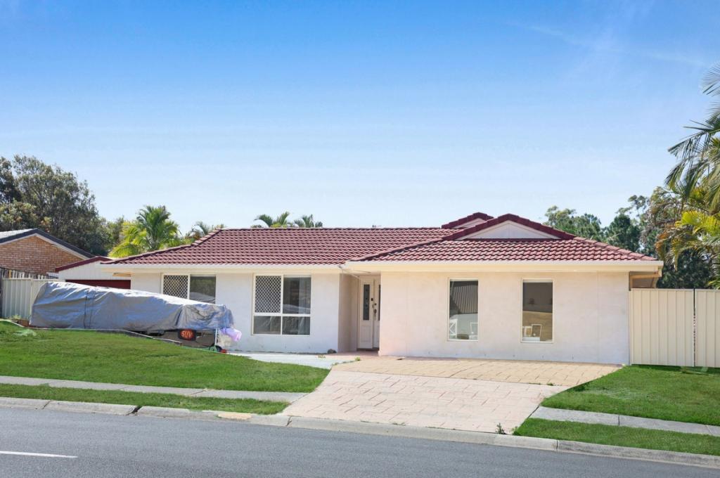 4 Galapagos Way, Pacific Pines, QLD 4211