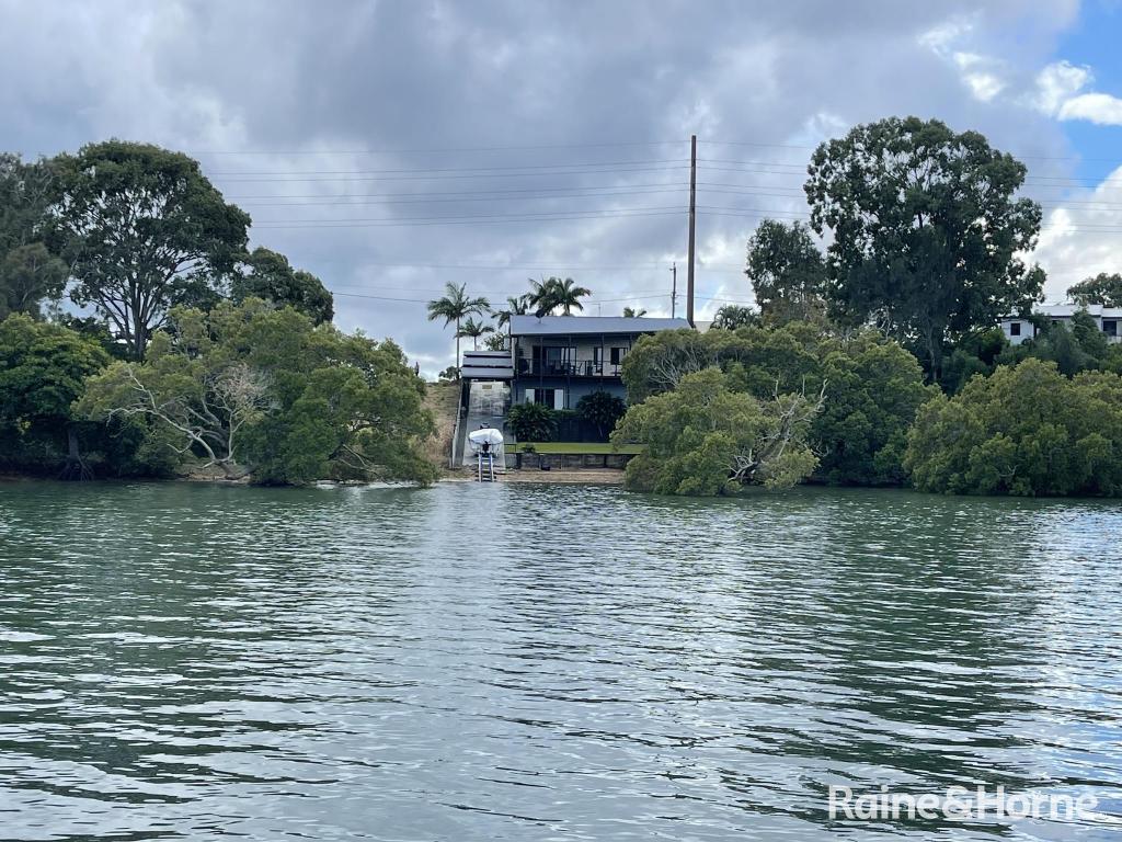 136 Canaipa Point Dr, Russell Island, QLD 4184