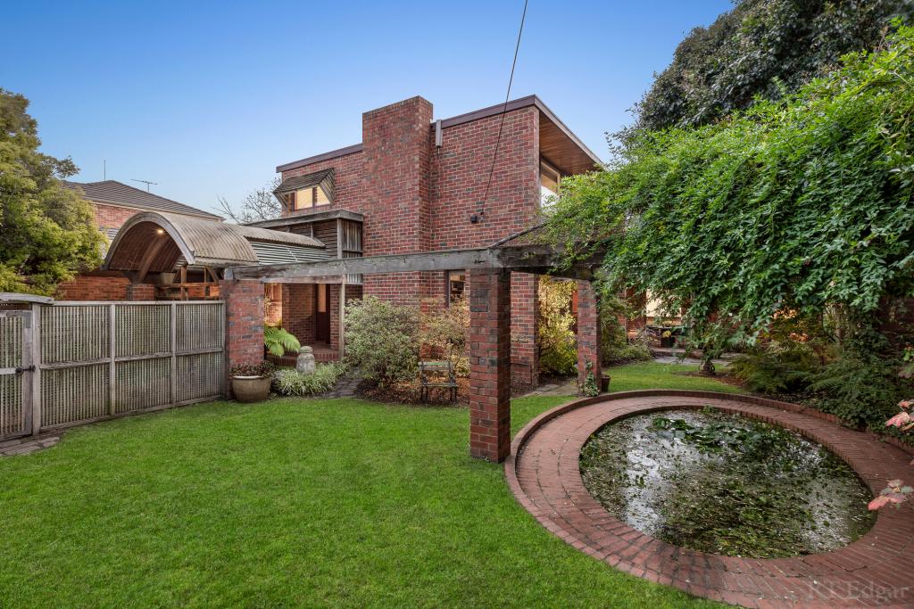 31 Mont Victor Rd, Kew, VIC 3101