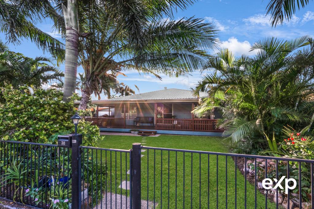 38 South Pacific Ave, Slade Point, QLD 4740