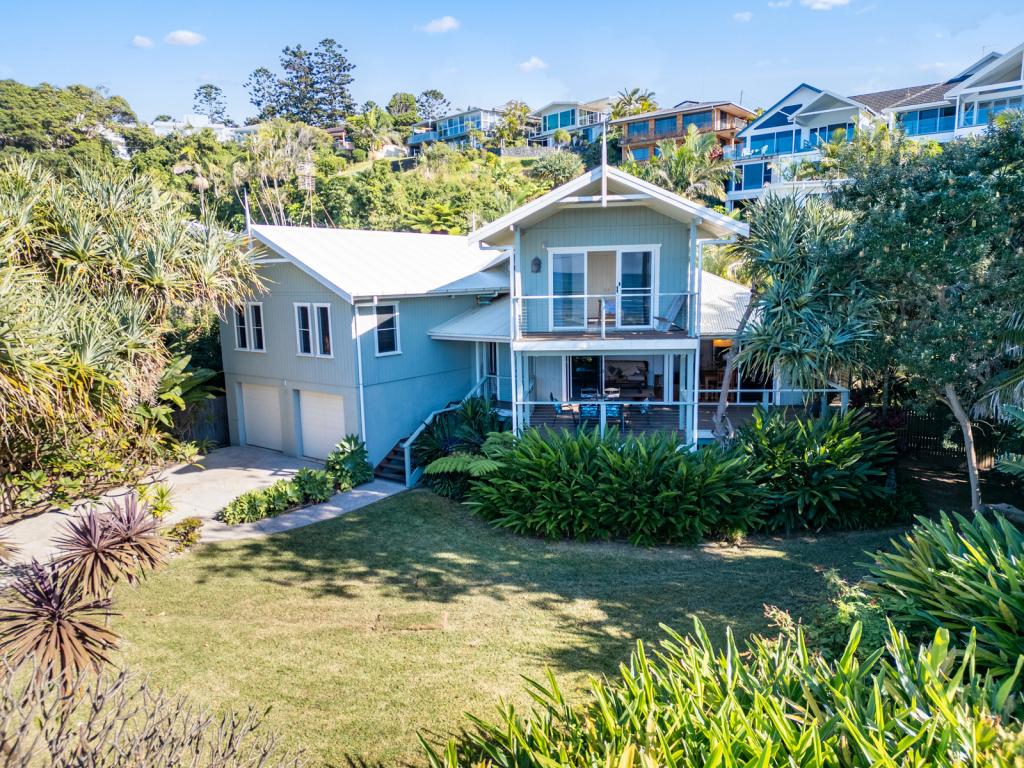 6 Emerald Ave, Sapphire Beach, NSW 2450